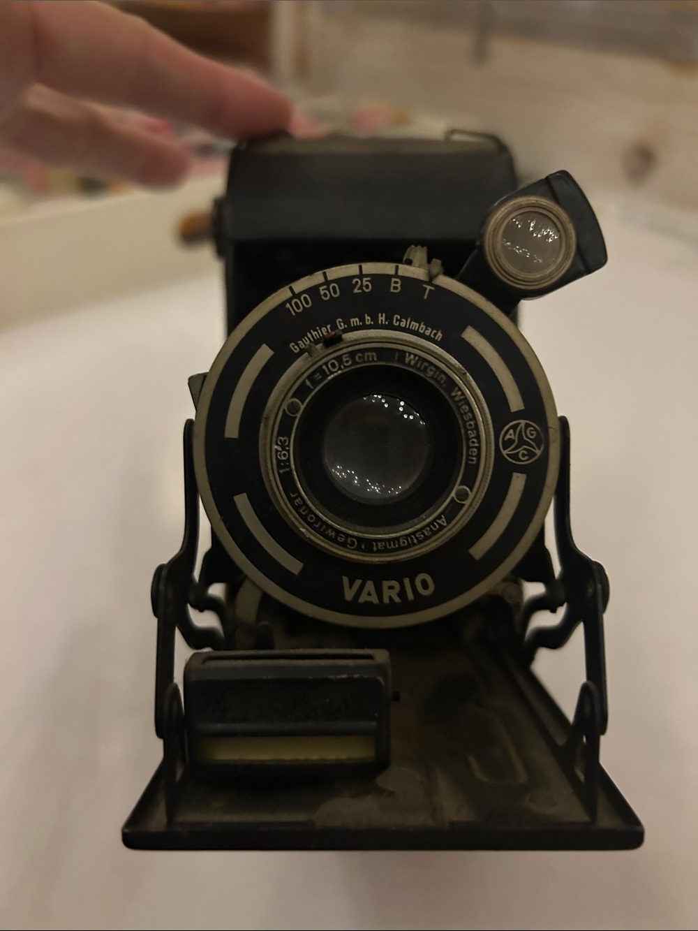 Classic Folding Bellows Camera — Black - Picture 2 of 8